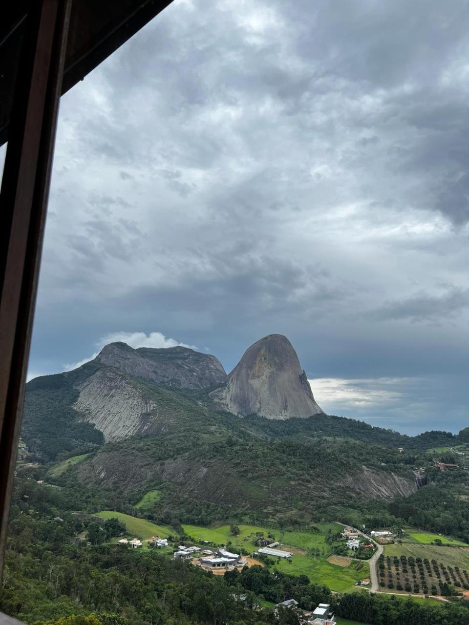 Vista Azul Apart Hotel - Pedra Azul Pinheiros Eksteriør bilde
